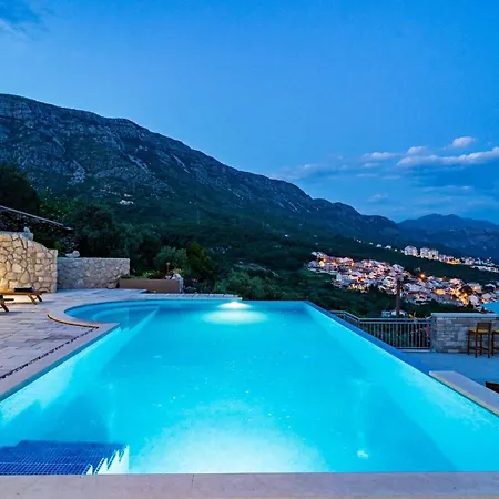 Arcadia - With Hot Tub * Dubrownik